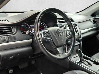 2016 Toyota Camry 4dr Sdn I4 Auto SE (SE)