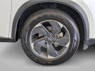 2024 Nissan Rogue FWD SV