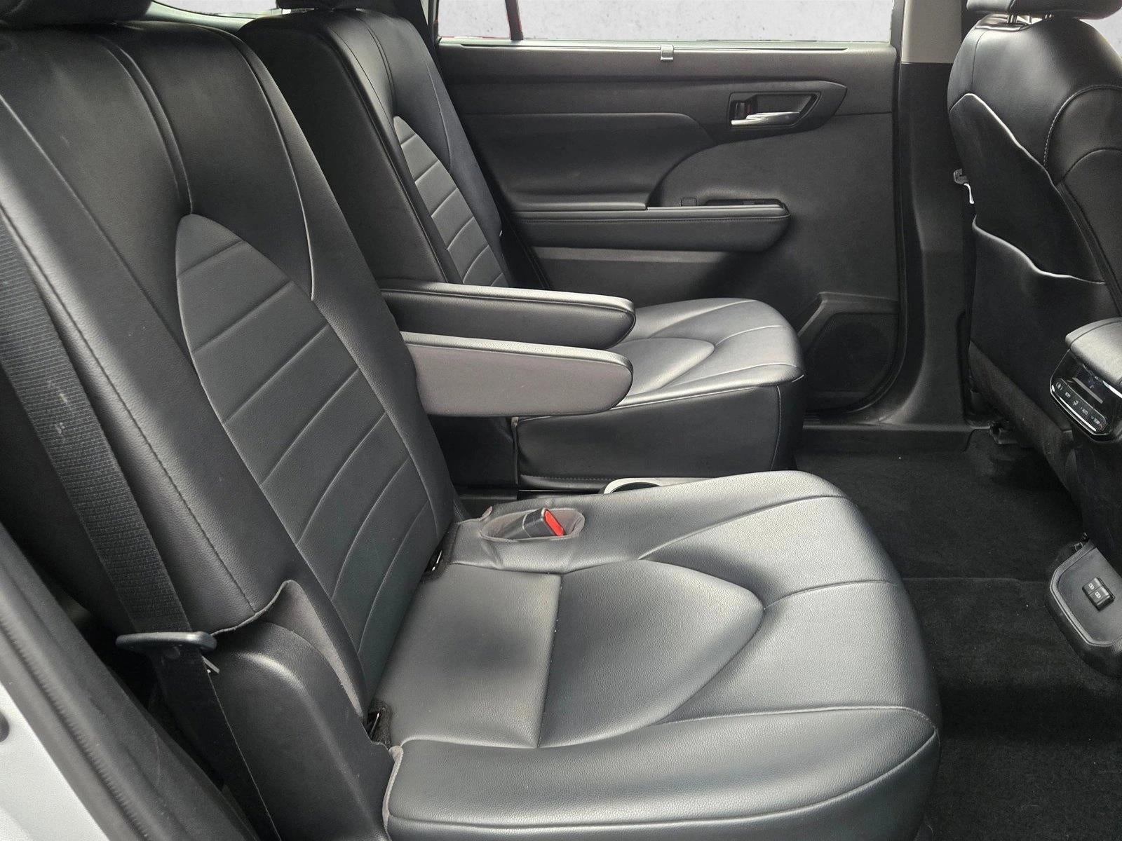 2022 Toyota Highlander Hybrid XLE FWD (Natl)