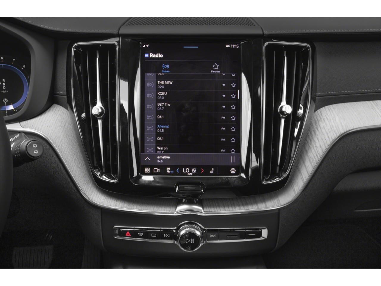 2022 Volvo XC60 B5 FWD Inscription