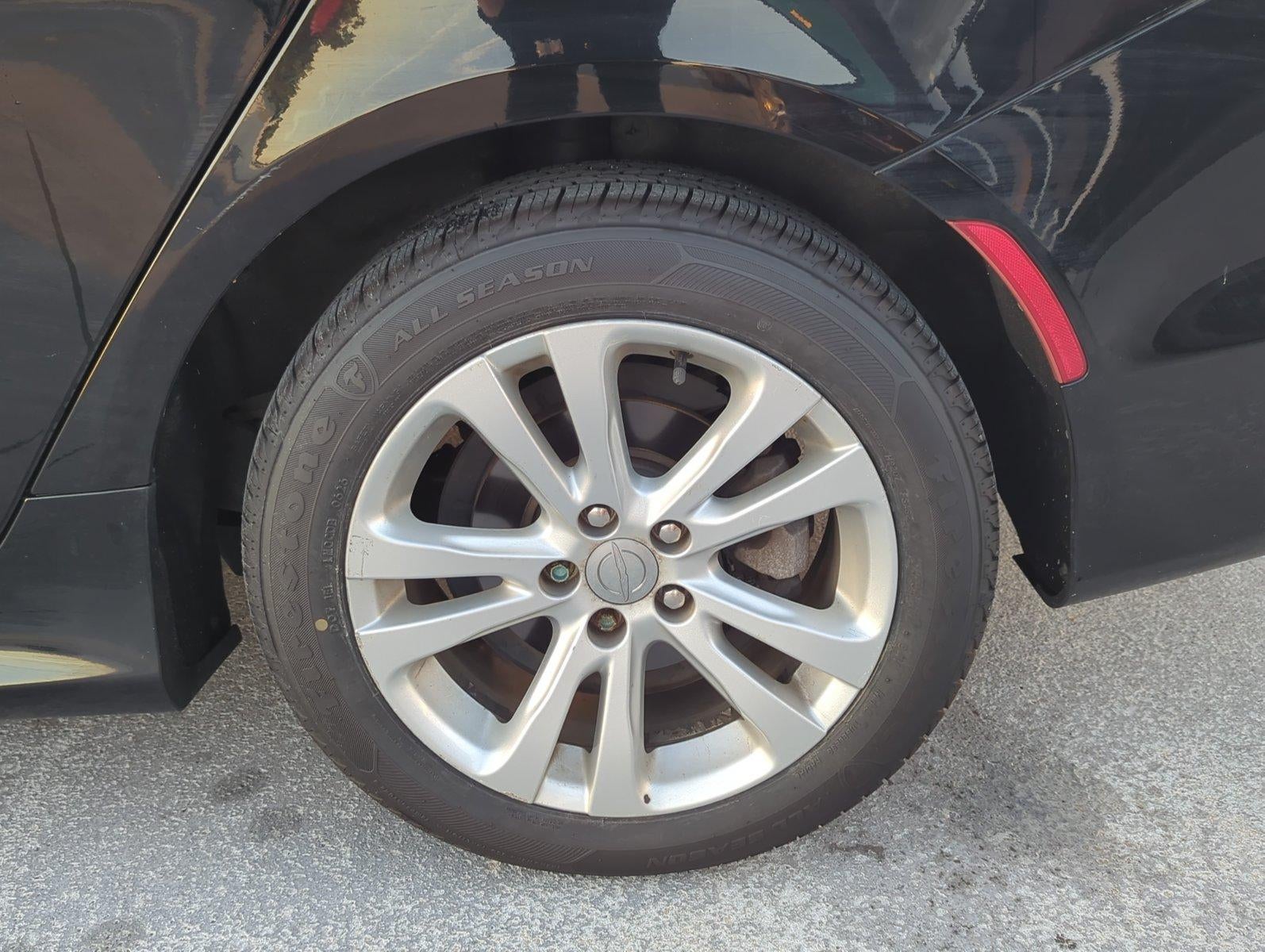 2015 Chrysler 200 4dr Sdn Limited FWD