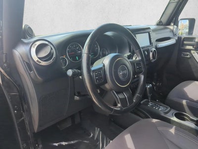 2013 Jeep Wrangler 4WD 2dr Sahara