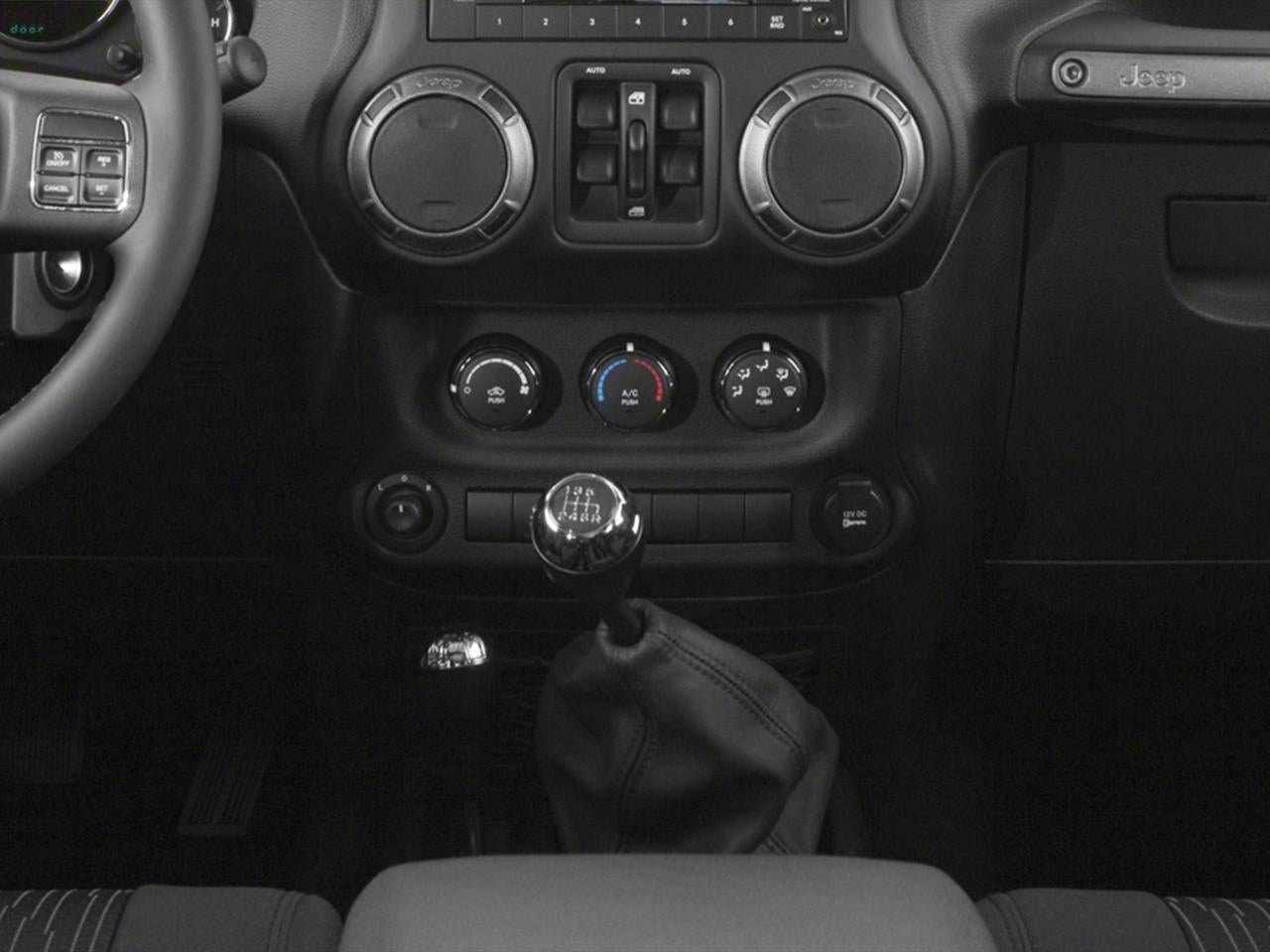 2016 Jeep Wrangler Unlimited 4WD 4dr Sport