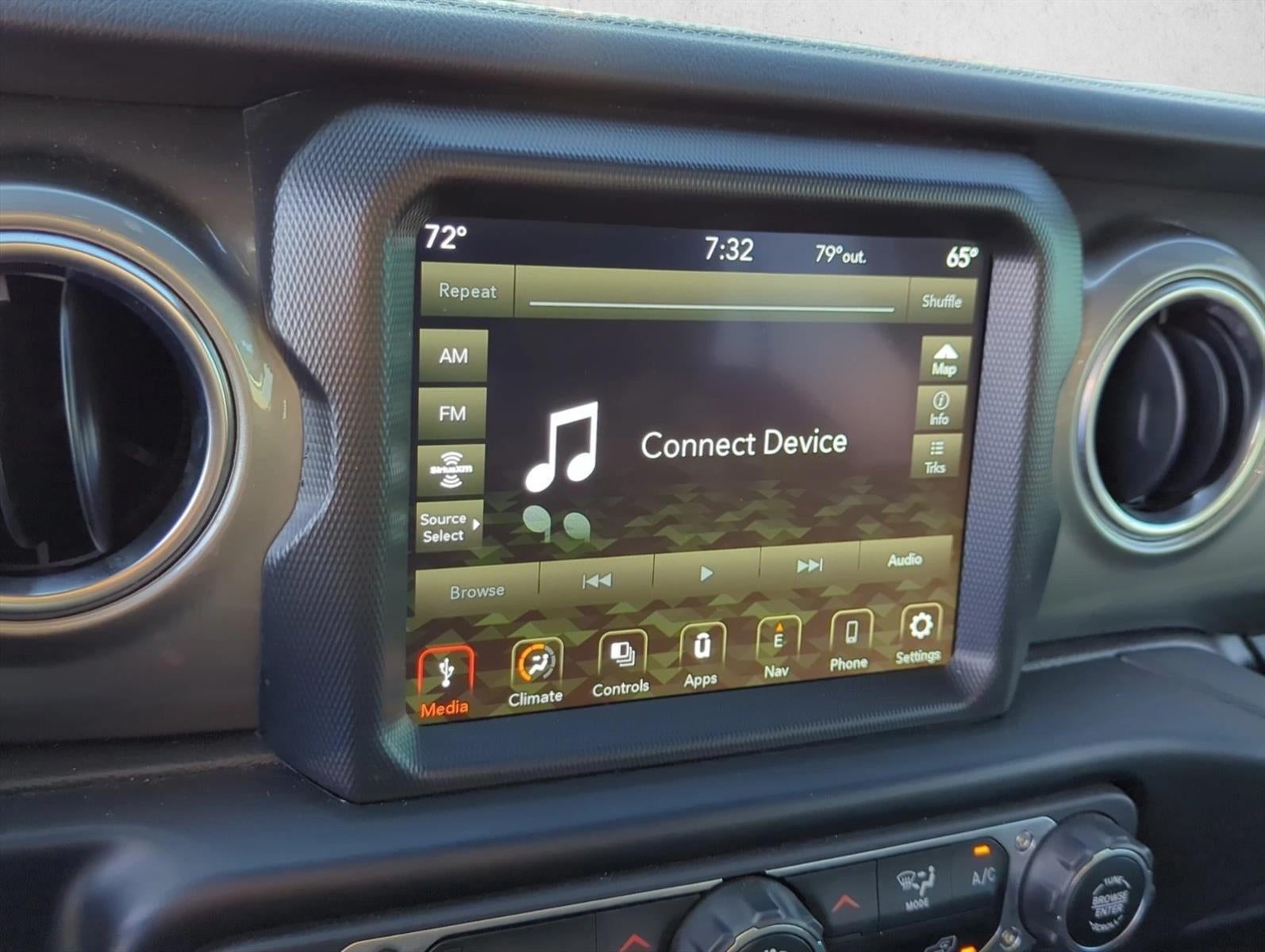 2022 Jeep Wrangler Unlimited Sahara 4x4
