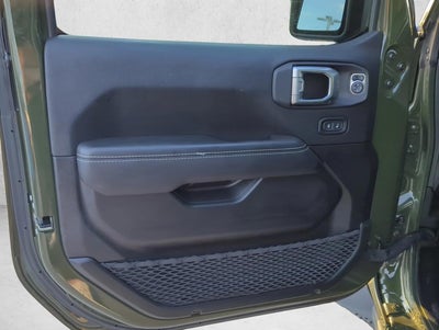 2022 Jeep Wrangler Unlimited Sahara 4x4