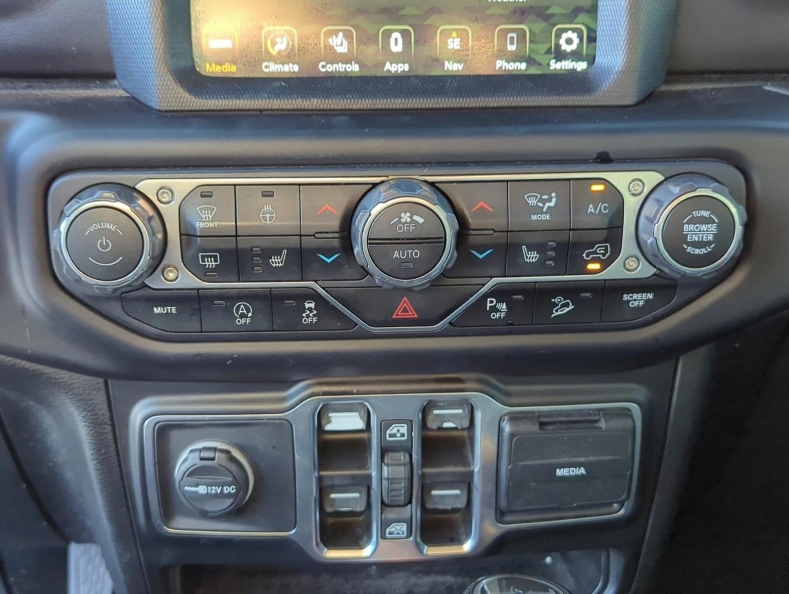 2020 Jeep Wrangler Unlimited Sahara 4x4