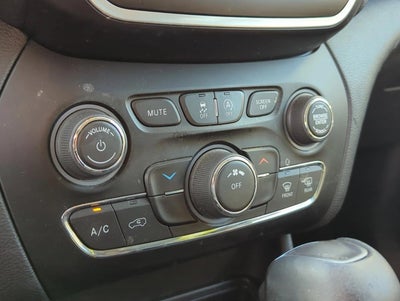 2019 Jeep Cherokee Latitude Plus FWD