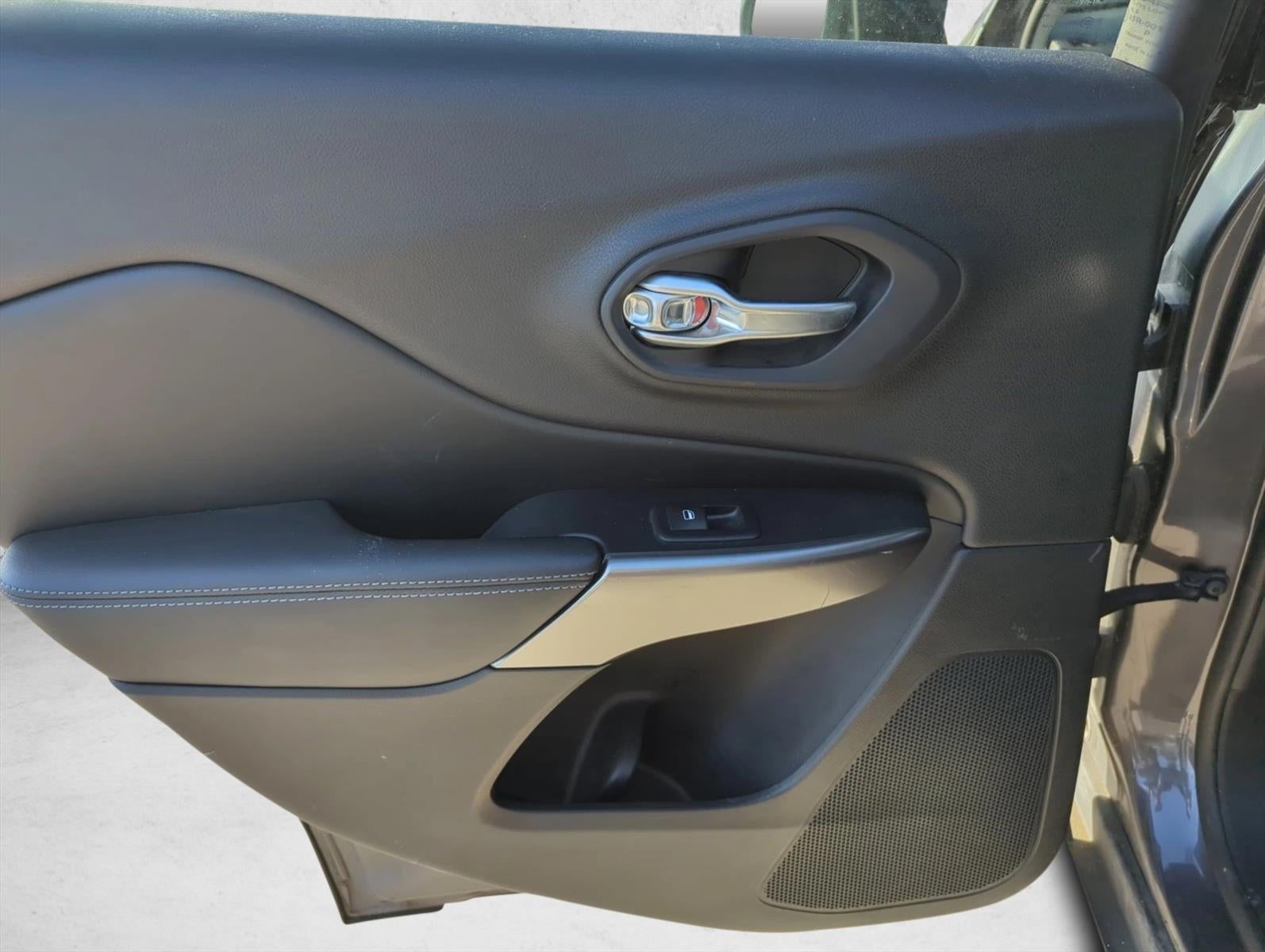 2019 Jeep Cherokee Latitude Plus FWD