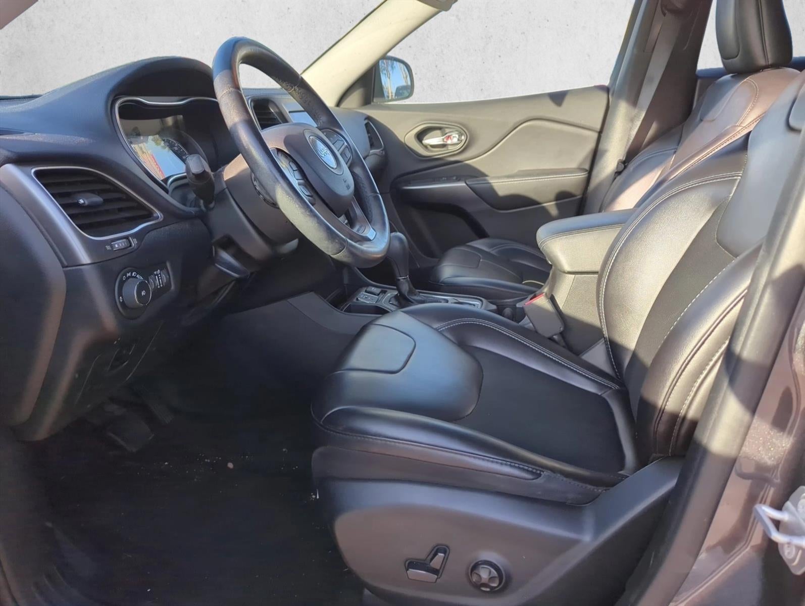 2019 Jeep Cherokee Latitude Plus FWD