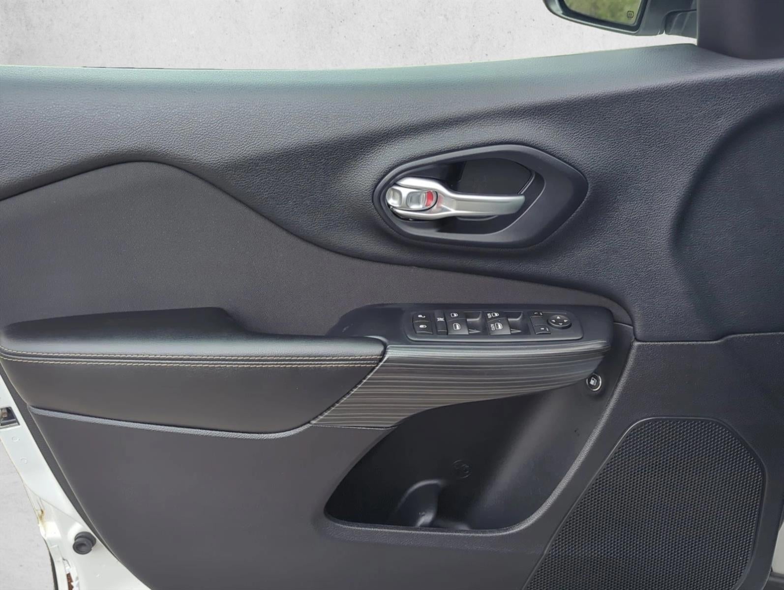 2016 Jeep Cherokee 4WD 4dr Latitude