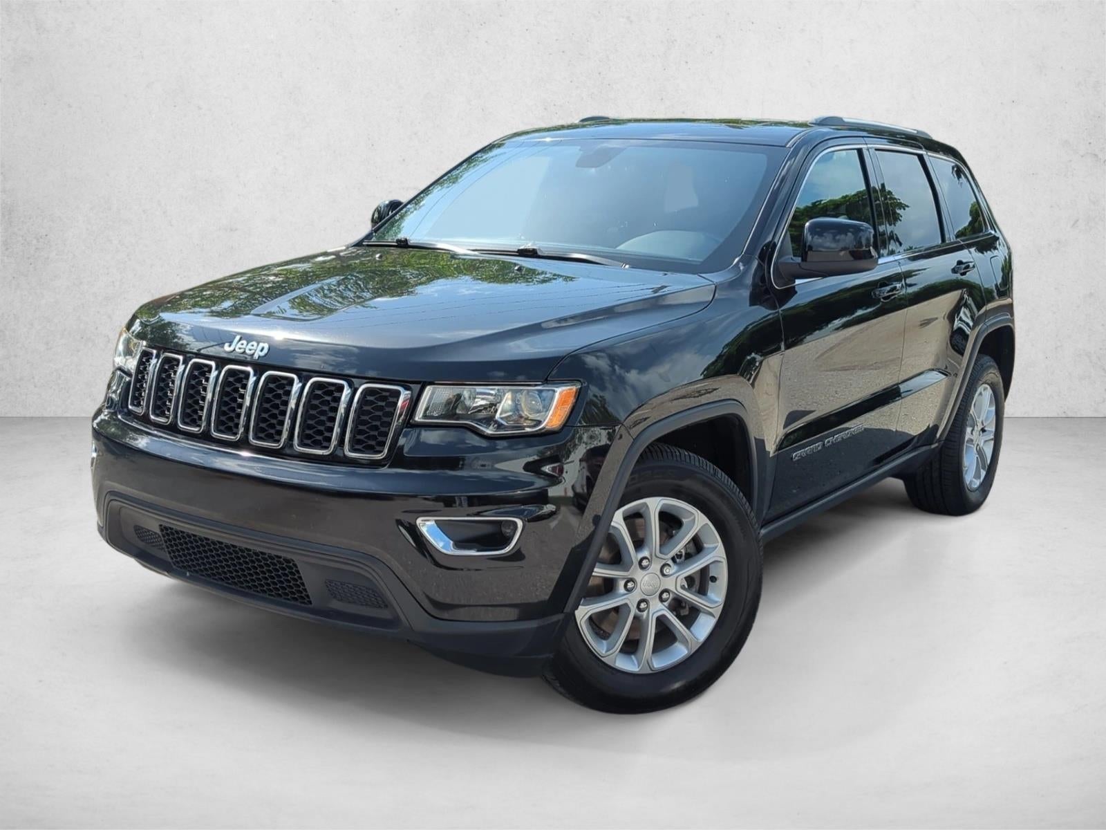 2021 Jeep Grand Cherokee Laredo E 4x2