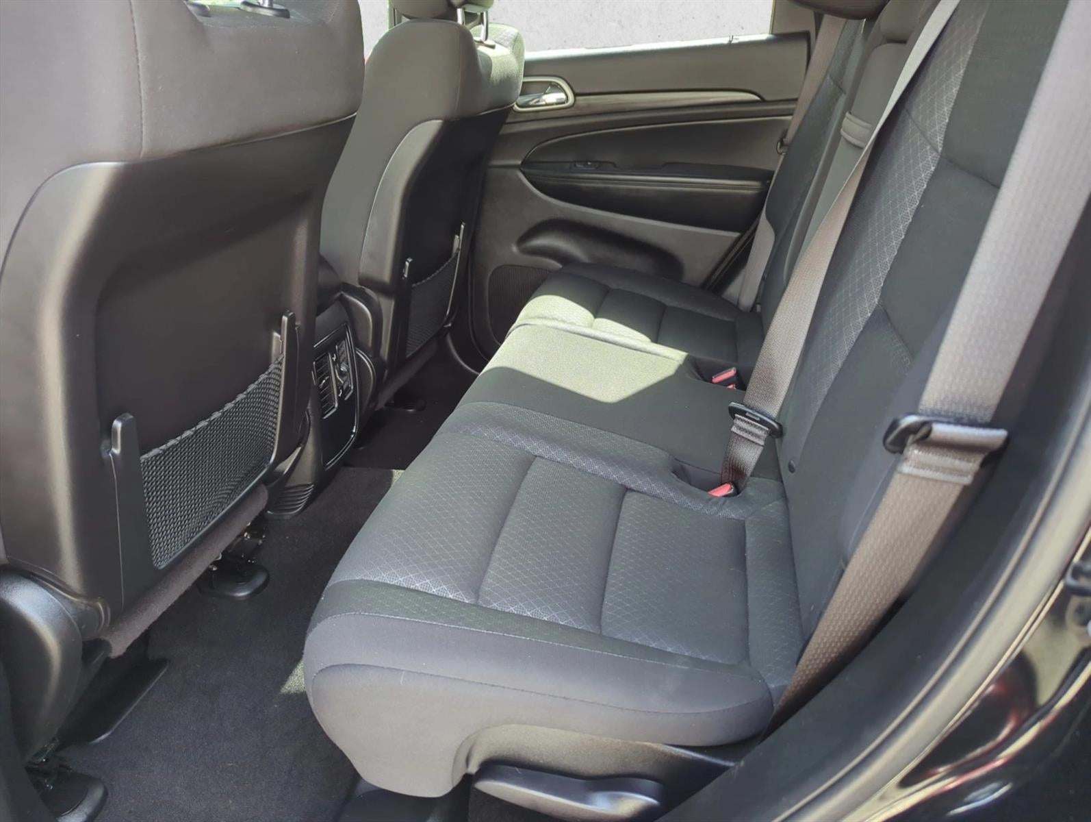 2021 Jeep Grand Cherokee Laredo E 4x2