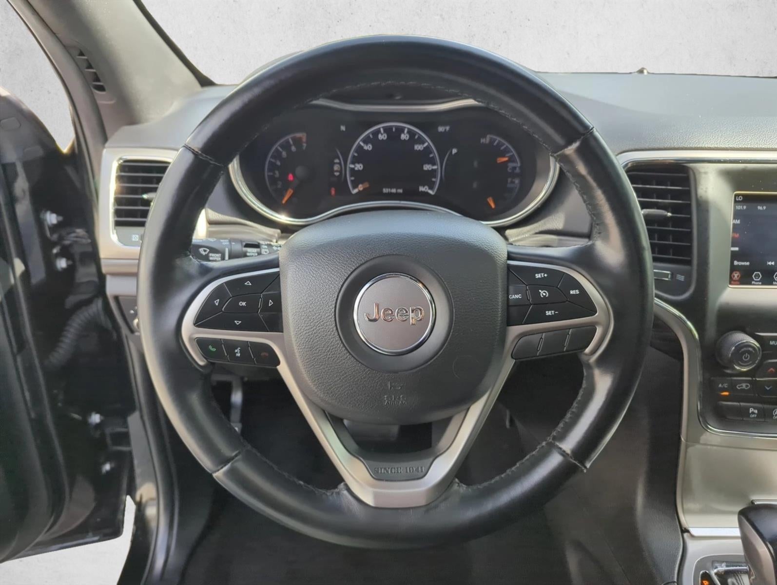 2021 Jeep Grand Cherokee Laredo E 4x2