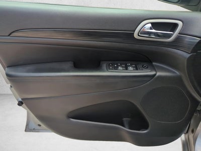 2020 Jeep Grand Cherokee Altitude 4x2