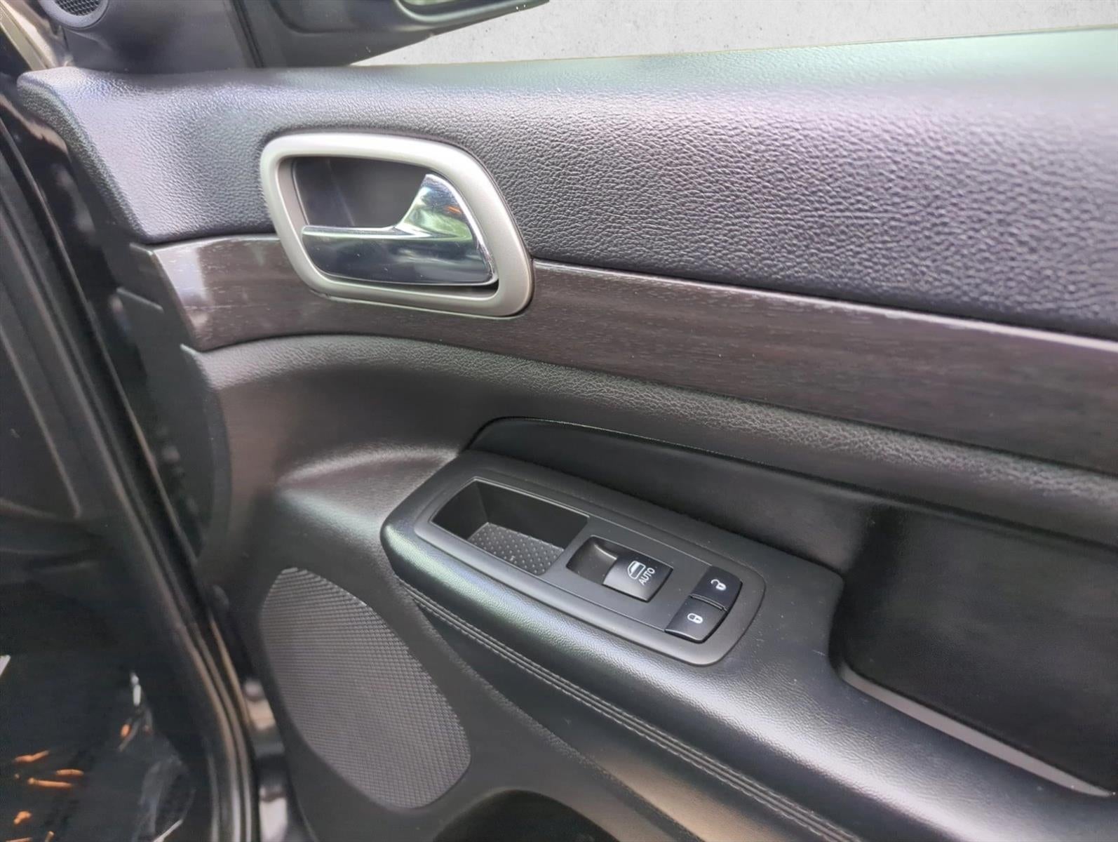 2018 Jeep Grand Cherokee Altitude 4x4 *Ltd Avail*