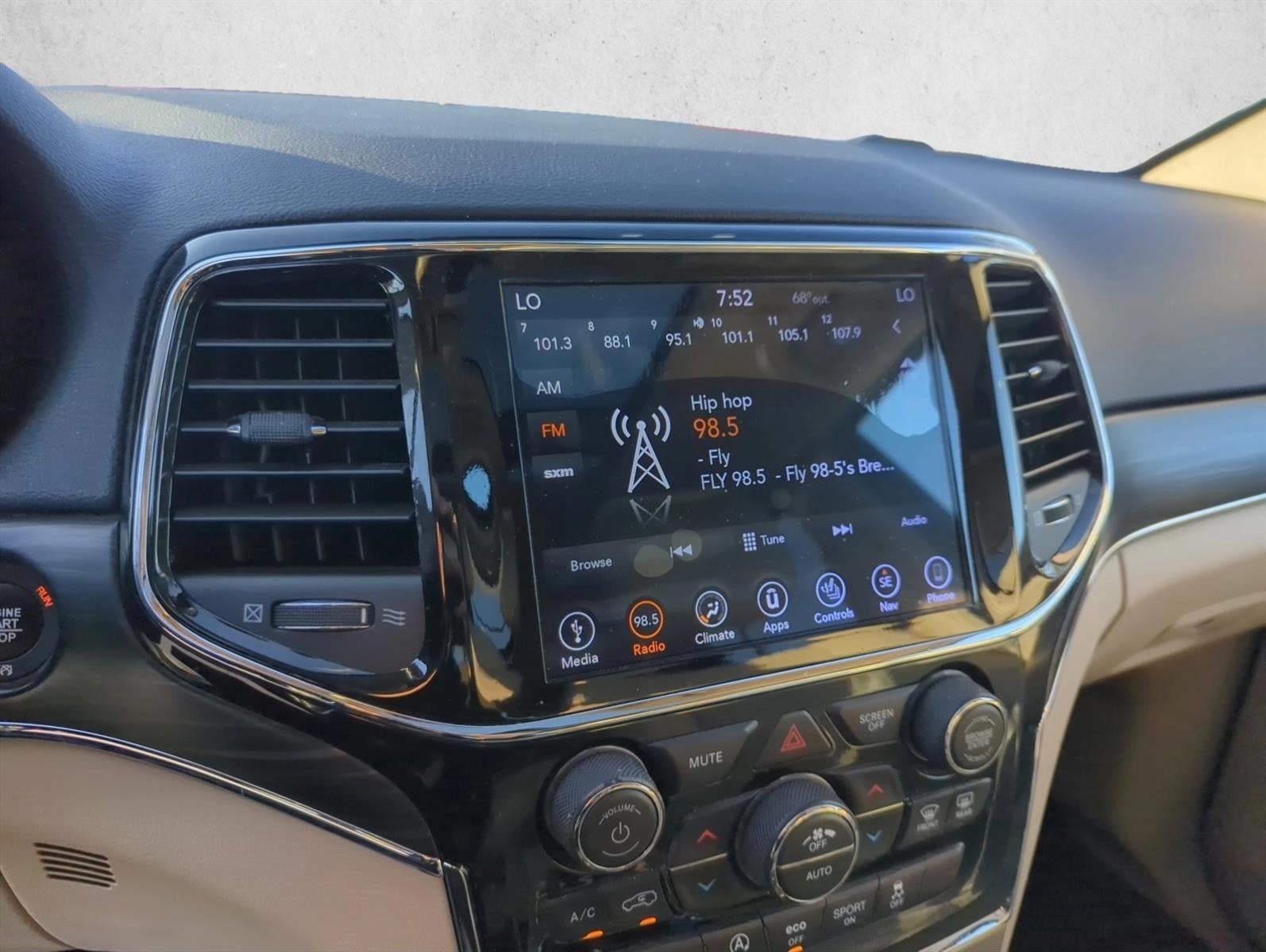 2019 Jeep Grand Cherokee Limited 4x4