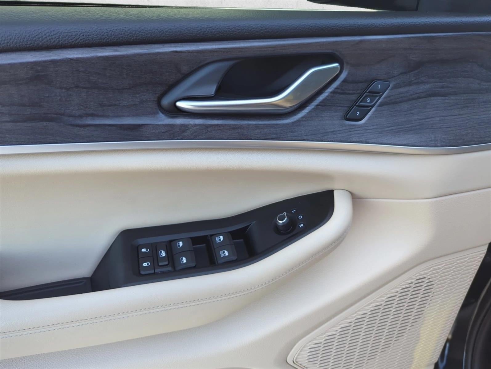 2024 Jeep Grand Cherokee Limited 4x2
