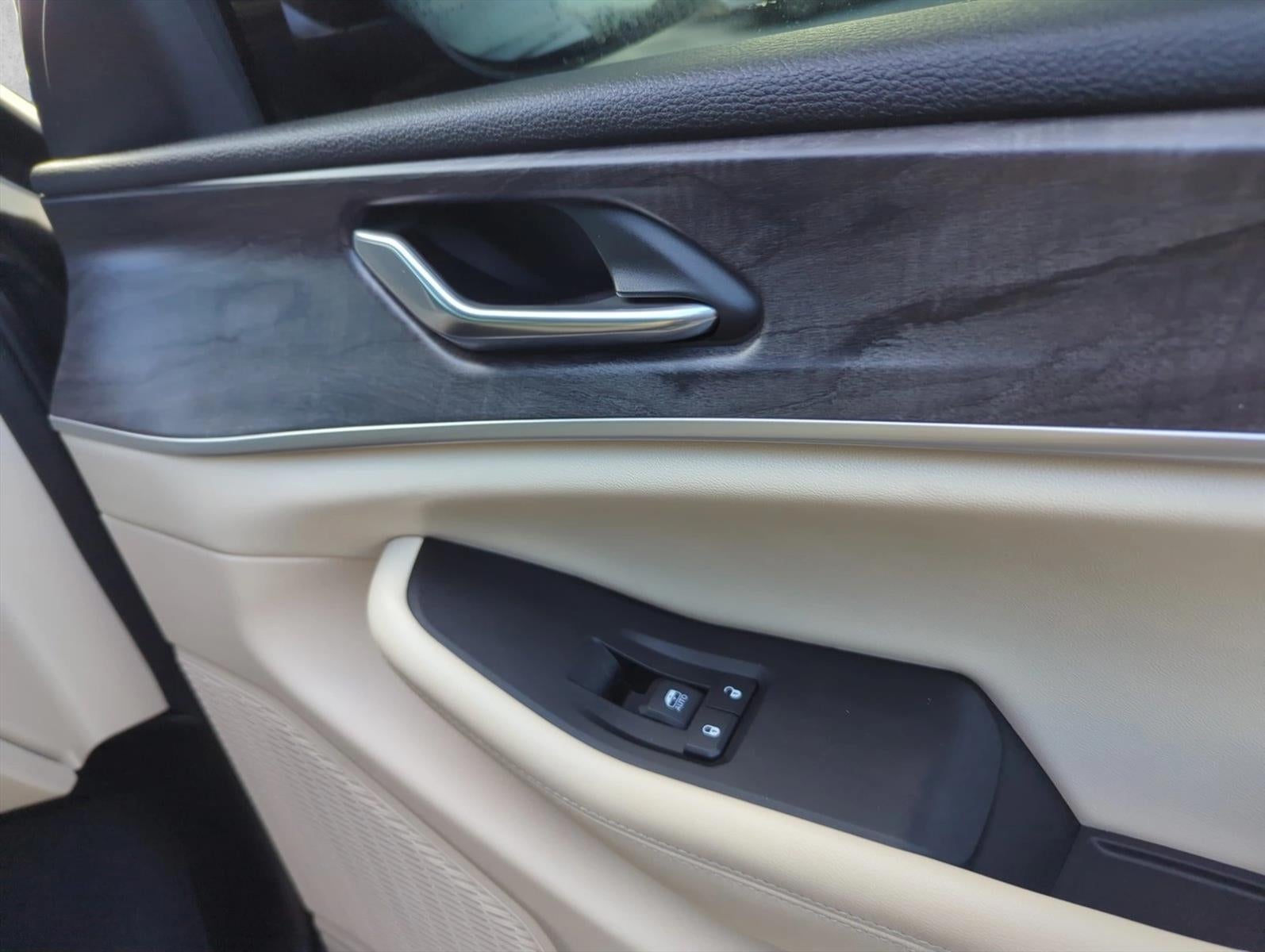 2024 Jeep Grand Cherokee Limited 4x2