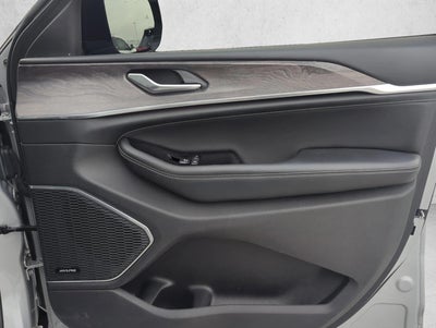 2023 Jeep Grand Cherokee Overland 4x4