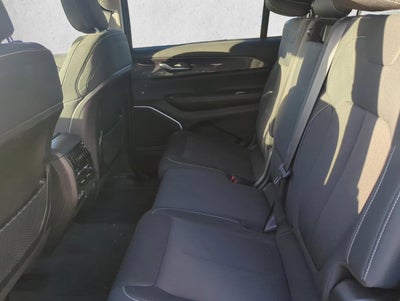 2021 Jeep Grand Cherokee L Laredo 4x4