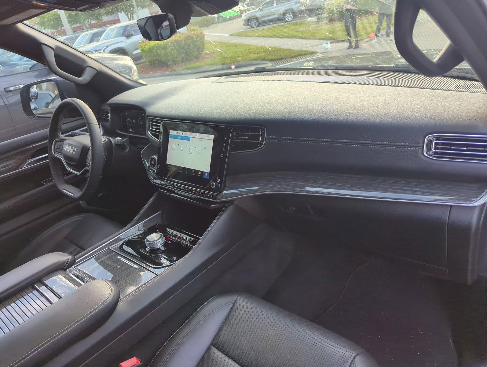 2022 Jeep Wagoneer Series II 4x2