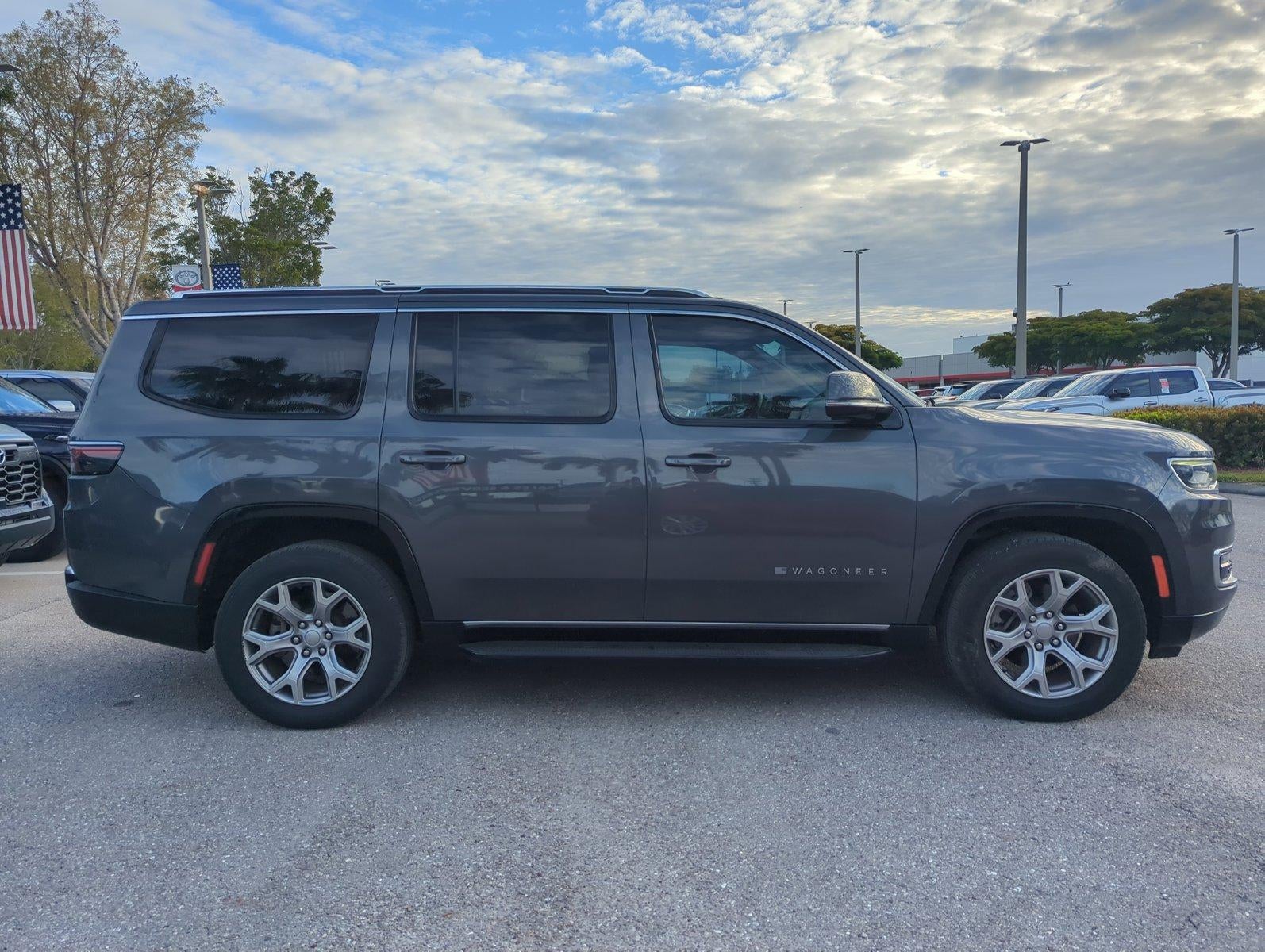 2022 Jeep Wagoneer Series II 4x2