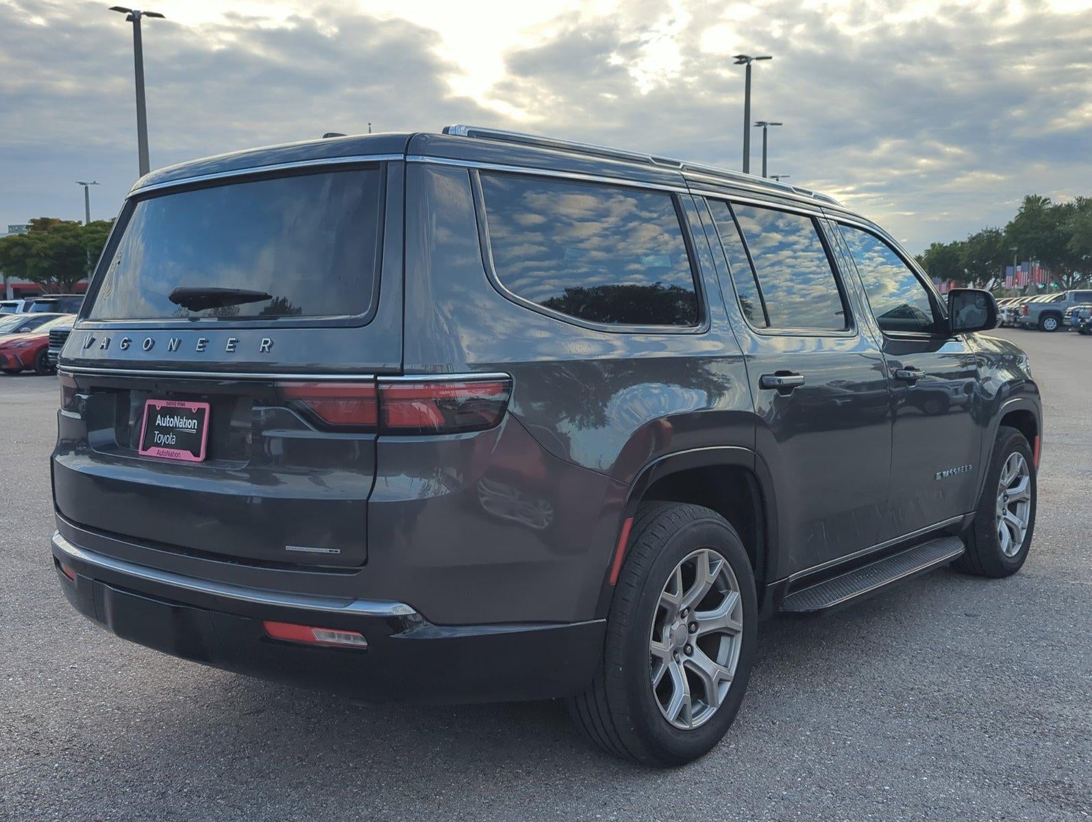 2022 Jeep Wagoneer Series II 4x2