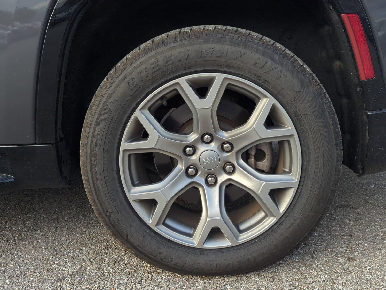 2022 Jeep Wagoneer Series II 4x2