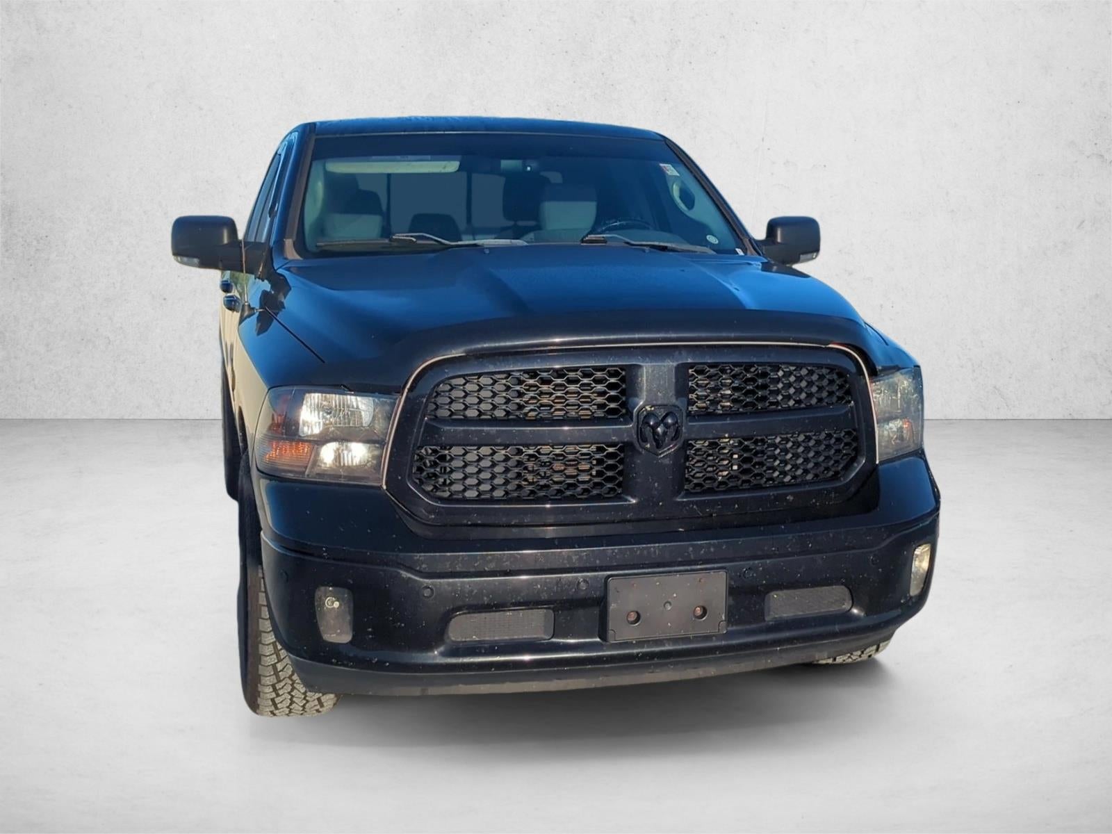 2019 RAM 1500 Classic Lone Star 4x2 Crew Cab 5'7" Box