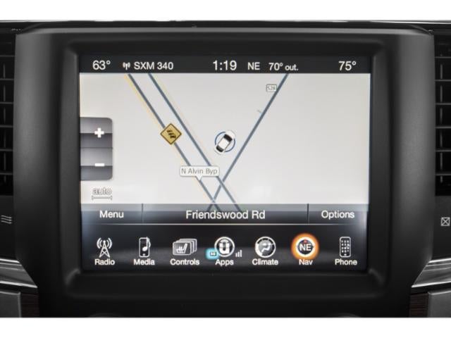 2014 RAM 1500 2WD Crew Cab 6.4 Ft Box Laramie