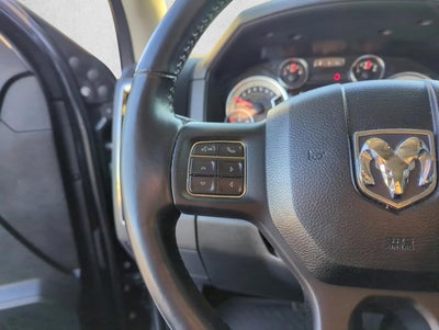 2017 RAM 1500 Night 4x4 Crew Cab 5'7" Box