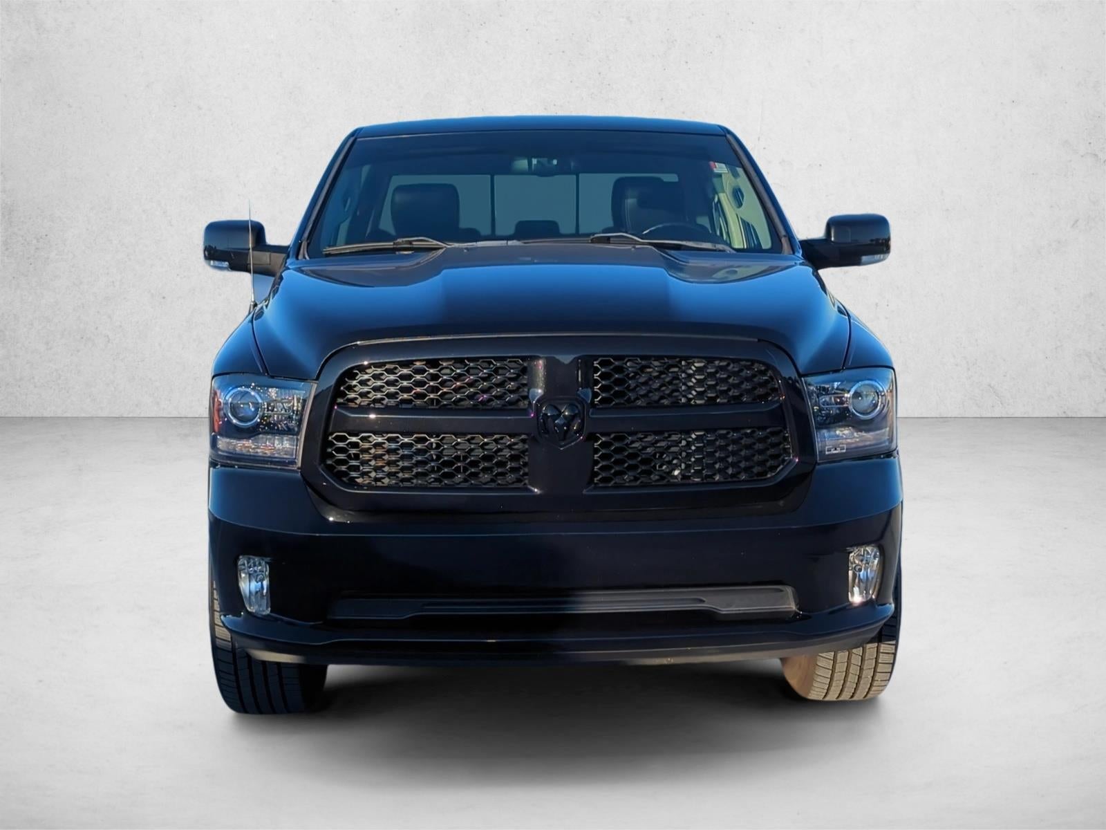 2017 RAM 1500 Night 4x4 Crew Cab 5'7" Box