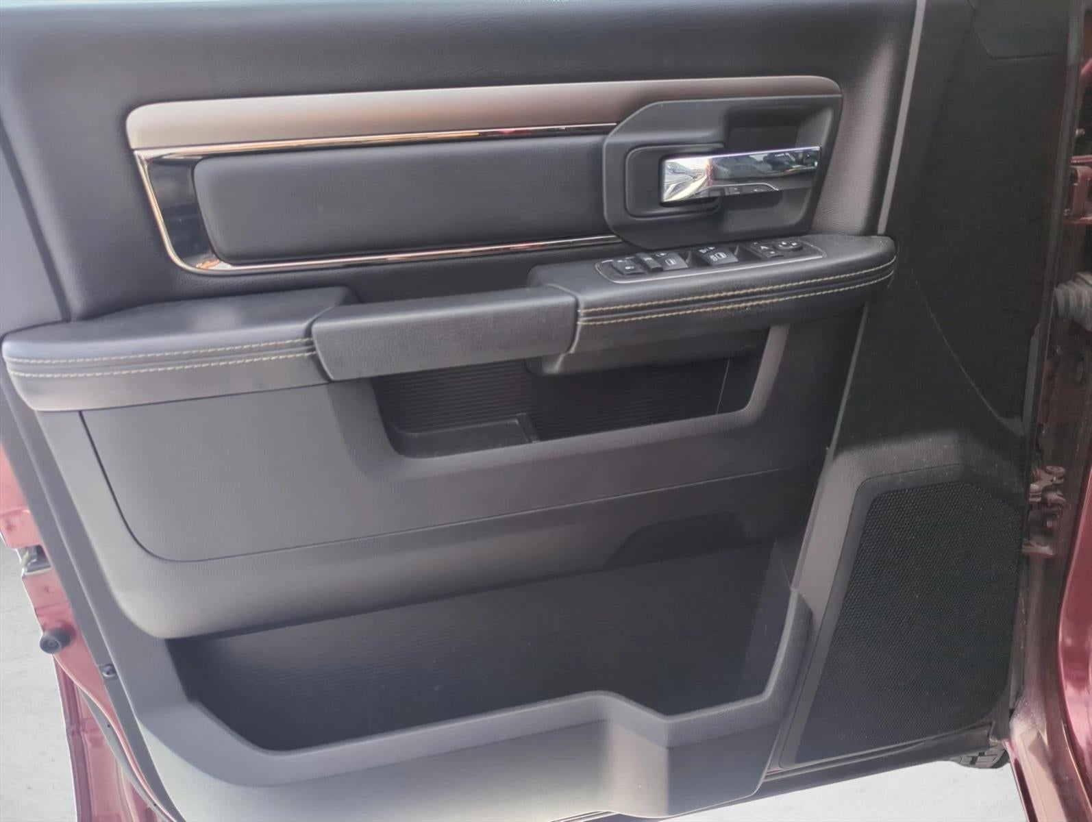 2018 RAM 1500 Sport 4x4 Crew Cab 5'7" Box *Ltd Avail*