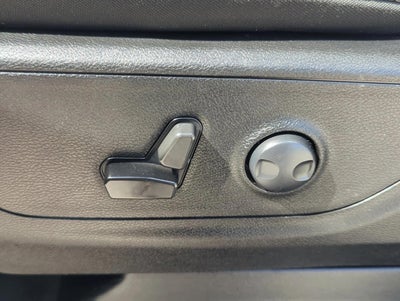 2022 RAM 1500 Lone Star 4x2 Quad Cab 6'4" Box