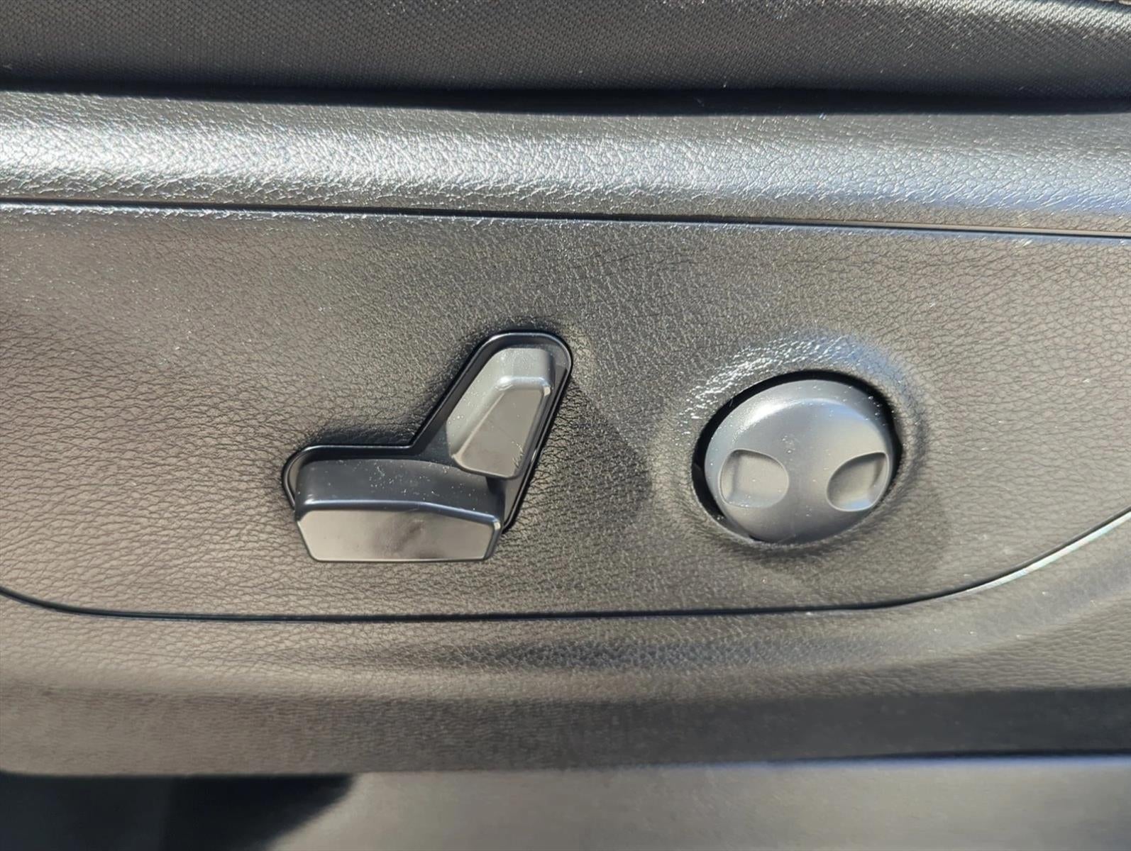 2022 RAM 1500 Lone Star 4x2 Quad Cab 6'4" Box