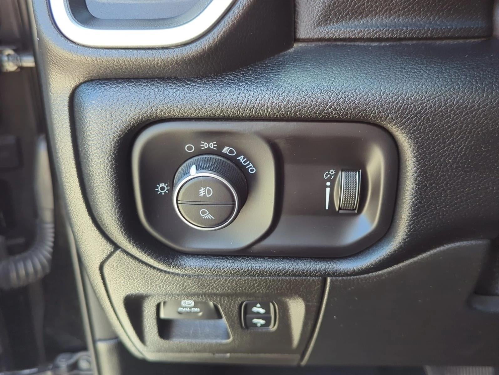 2022 RAM 1500 Lone Star 4x2 Quad Cab 6'4" Box