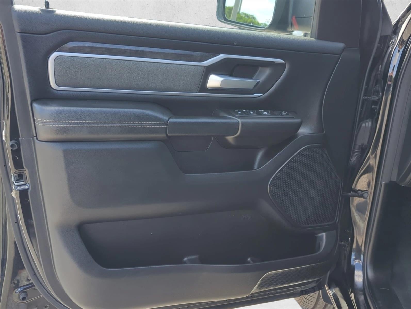 2022 RAM 1500 Lone Star 4x2 Quad Cab 6'4" Box