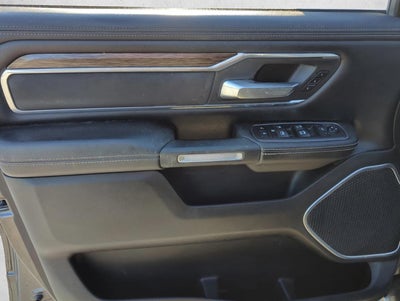 2020 RAM 1500 Laramie 4x2 Quad Cab 6'4" Box