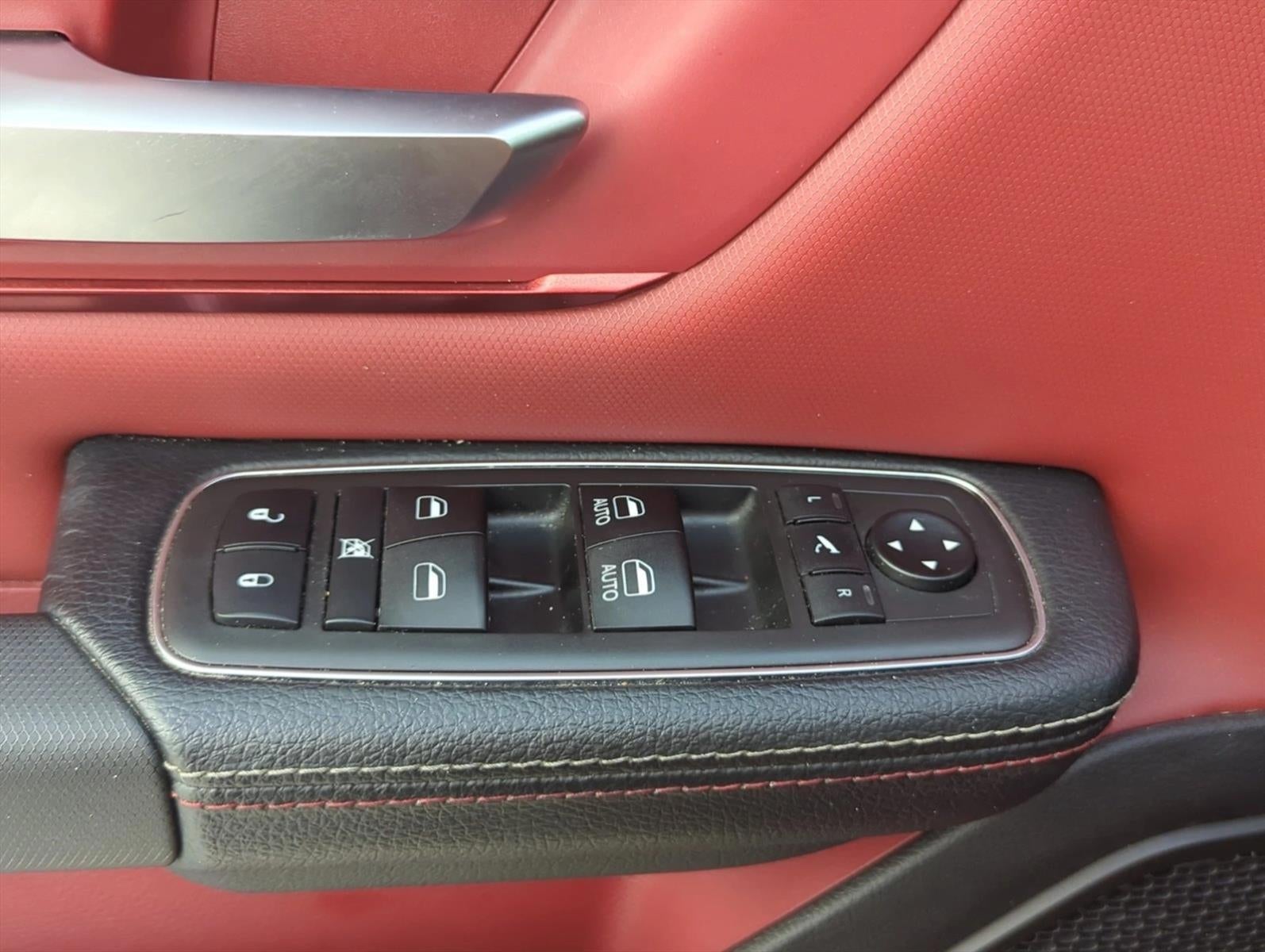 2019 RAM 1500 Rebel 4x4 Quad Cab 6'4" Box