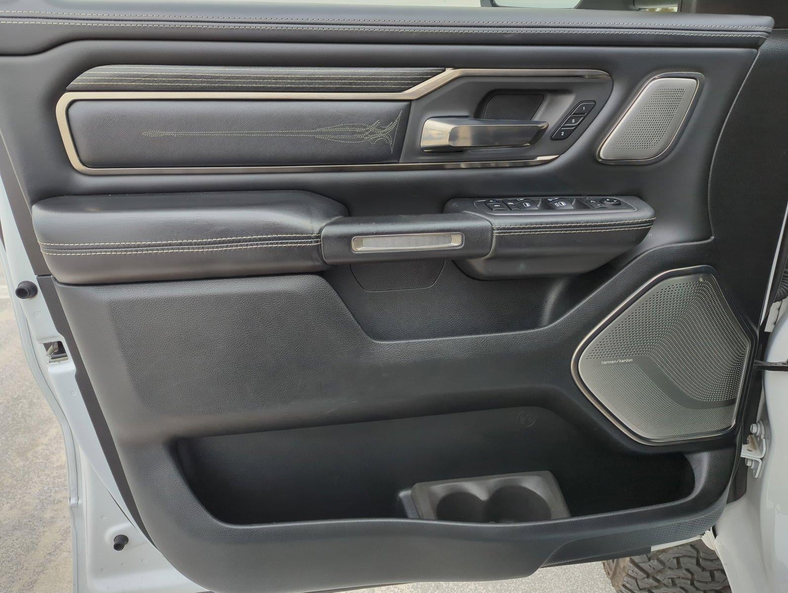 2019 RAM 1500 Limited 4x4 Crew Cab 5'7" Box