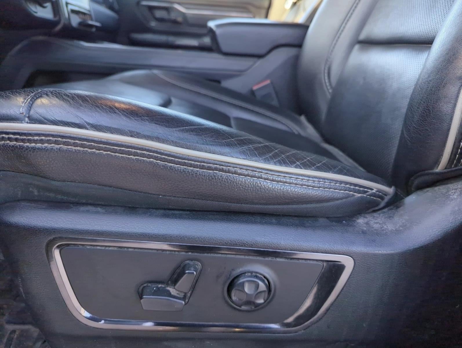 2023 RAM 1500 Limited 4x4 Crew Cab 5'7" Box