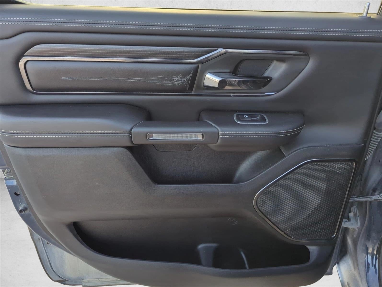 2023 RAM 1500 Limited 4x4 Crew Cab 5'7" Box