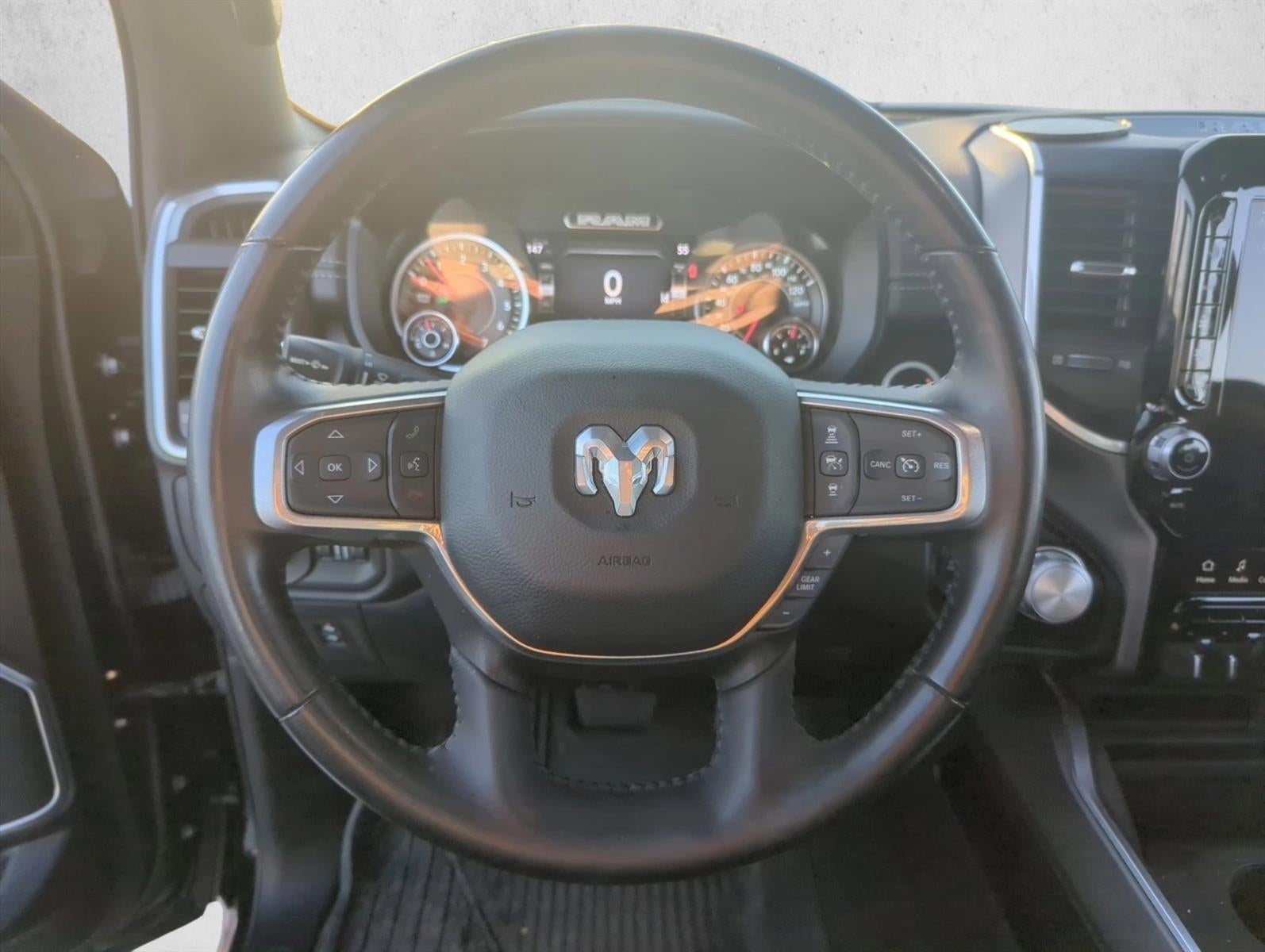 2023 RAM 1500 Laramie 4x4 Crew Cab 5'7" Box