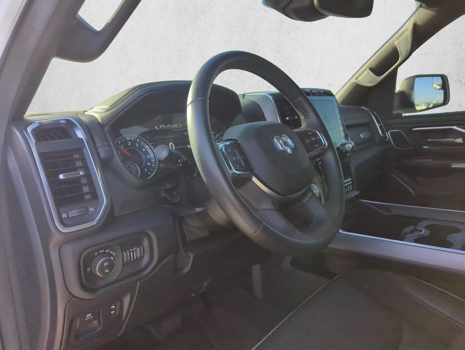 2024 RAM 1500 Laramie 4x4 Crew Cab 5'7" Box