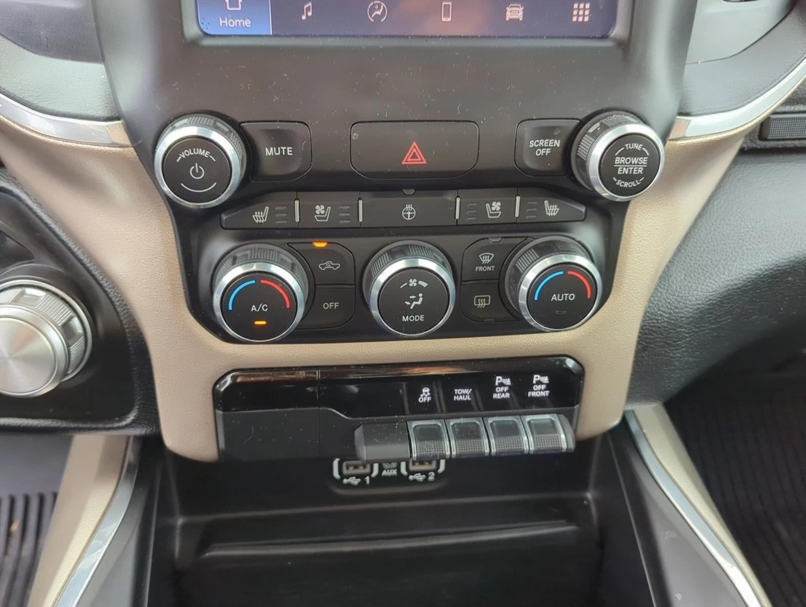 2022 RAM 1500 Laramie 4x4 Crew Cab 5'7" Box