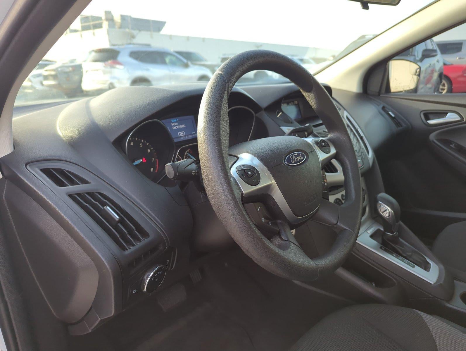 2013 Ford Focus 4dr Sdn SE