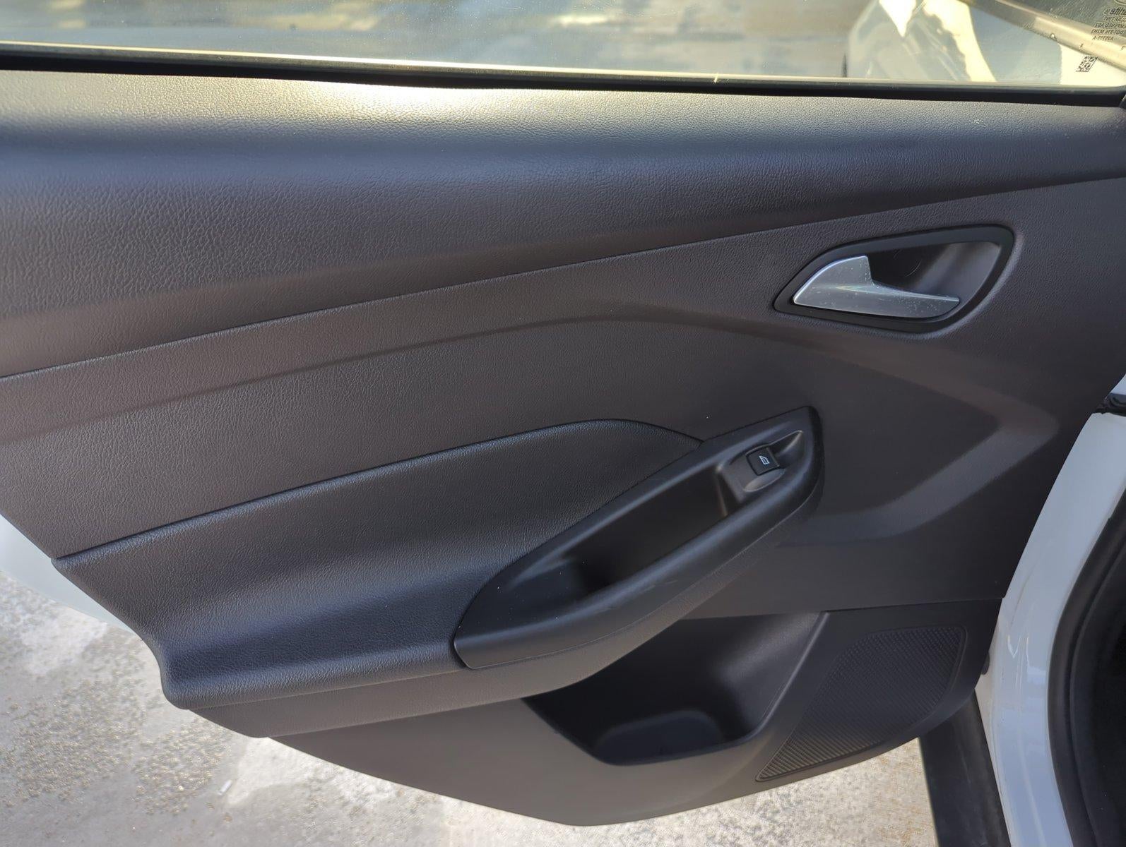 2013 Ford Focus 4dr Sdn SE