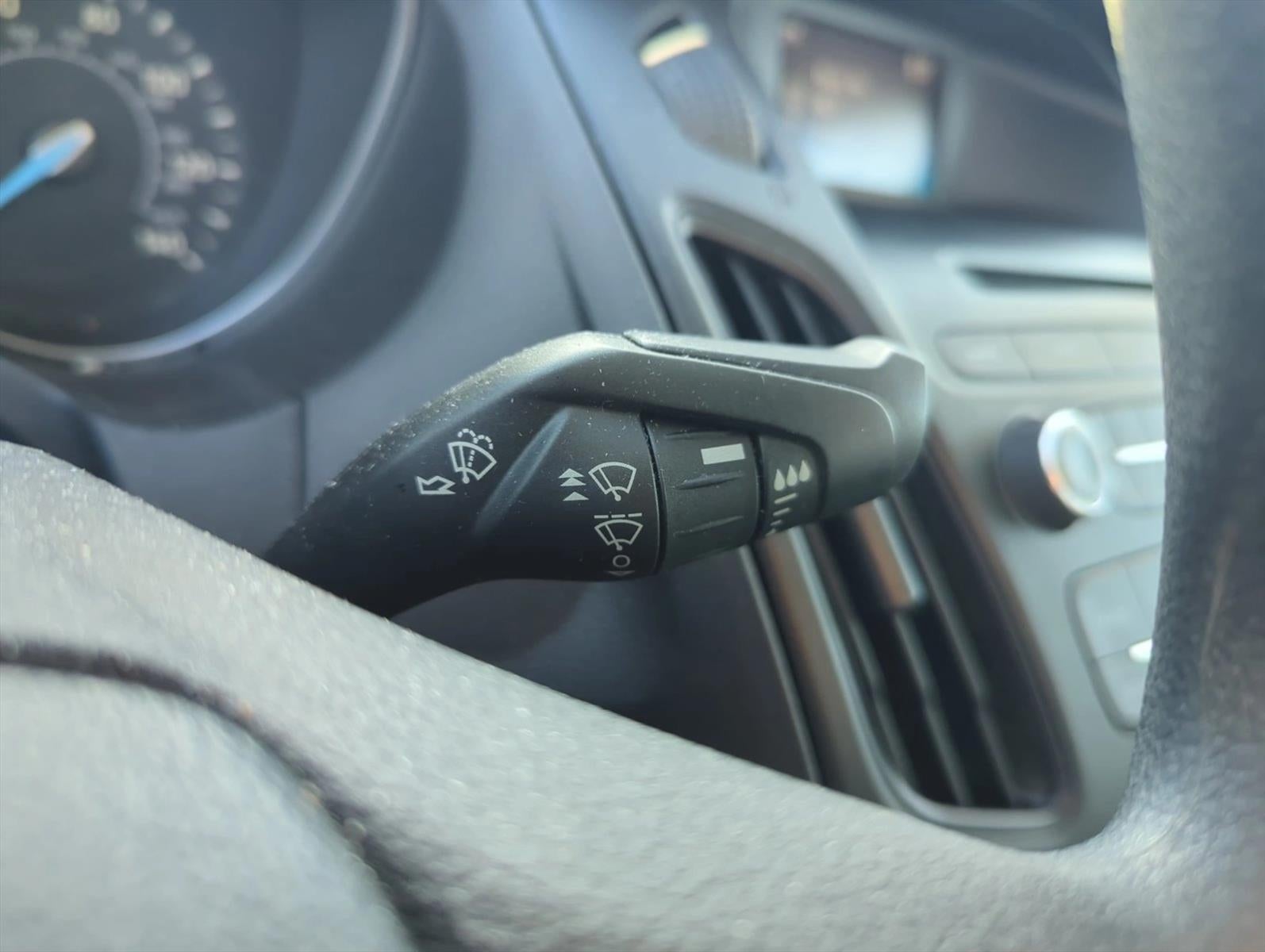 2016 Ford Focus 4dr Sdn SE