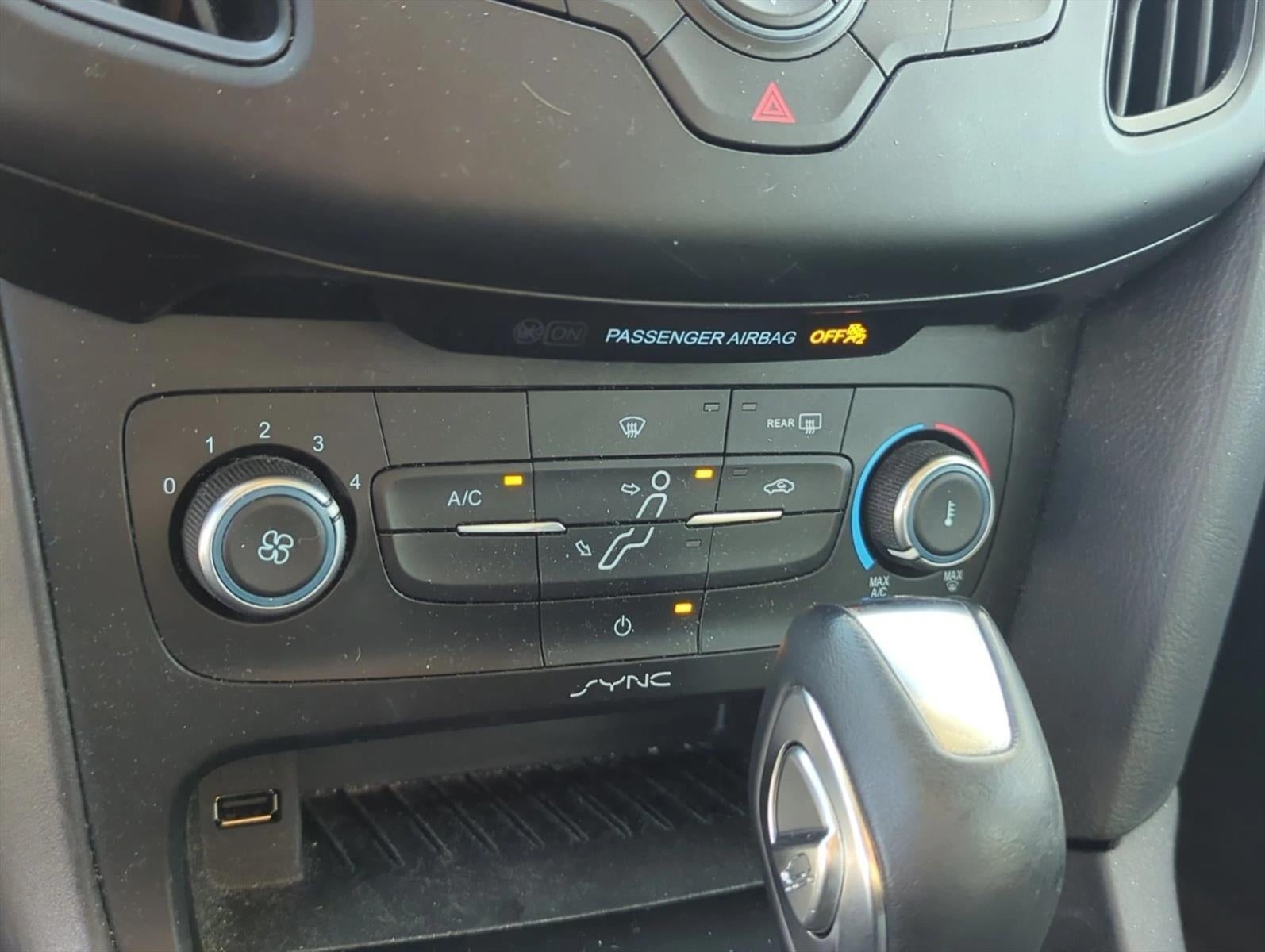 2016 Ford Focus 4dr Sdn SE