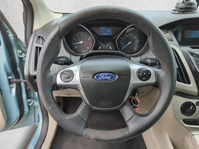 2012 Ford Focus 4dr Sdn SE